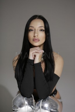 Шалава Оливия №42975